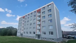 Revitalizace bytového domu Smrčenská, Jihlava