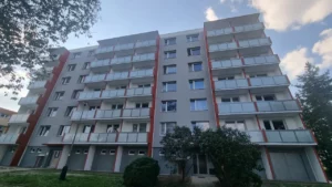 Revitalizace bytového domu Smrčenská, Jihlava